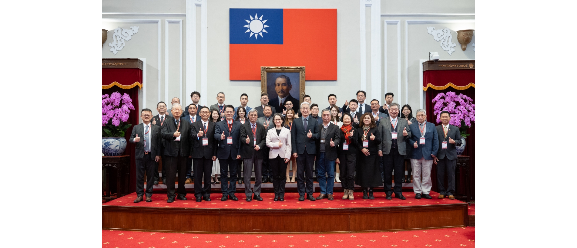 大合照1-讚.jpg 大合照1-讚.jpg